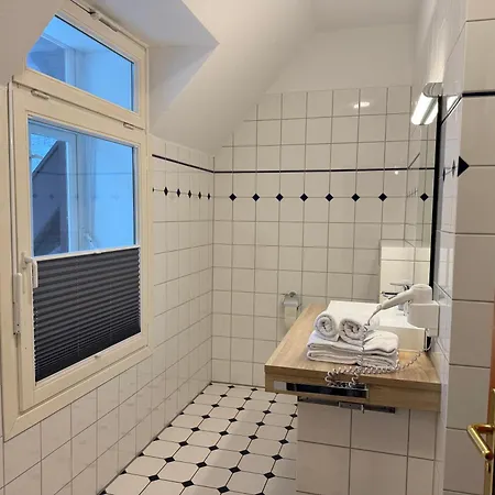 Modernes Fuer Monteure Und Geschaeftsreisende 아파트 바트에센
