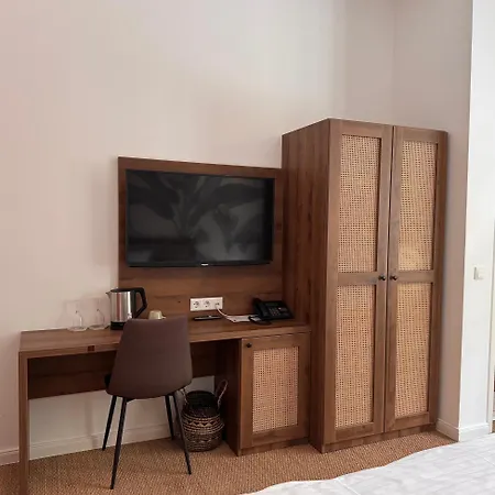 아파트 Modernes Fuer Monteure Und Geschaeftsreisende